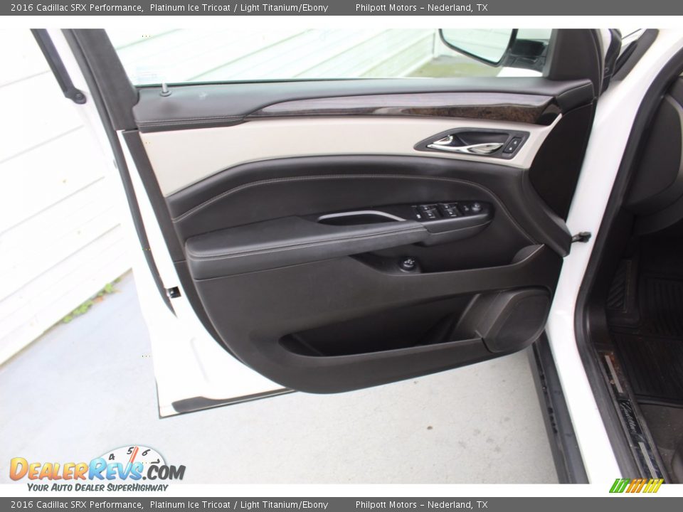 2016 Cadillac SRX Performance Platinum Ice Tricoat / Light Titanium/Ebony Photo #14