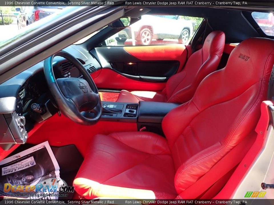 1996 Chevrolet Corvette Convertible Sebring Silver Metallic / Red Photo #13