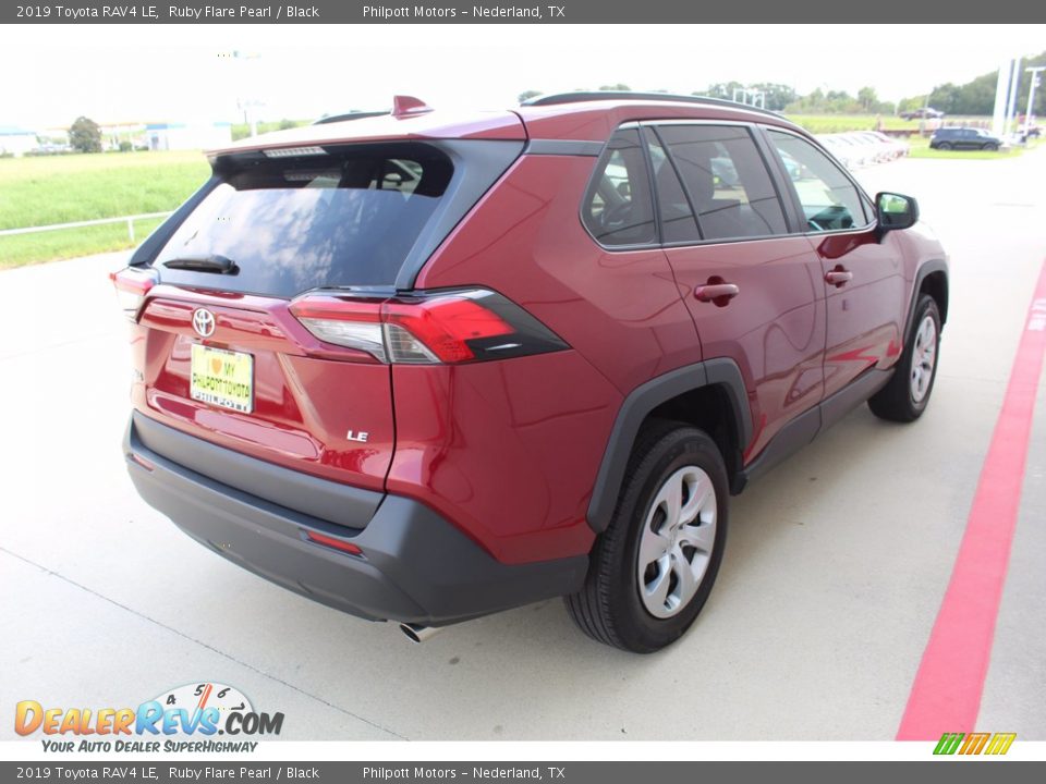 2019 Toyota RAV4 LE Ruby Flare Pearl / Black Photo #8