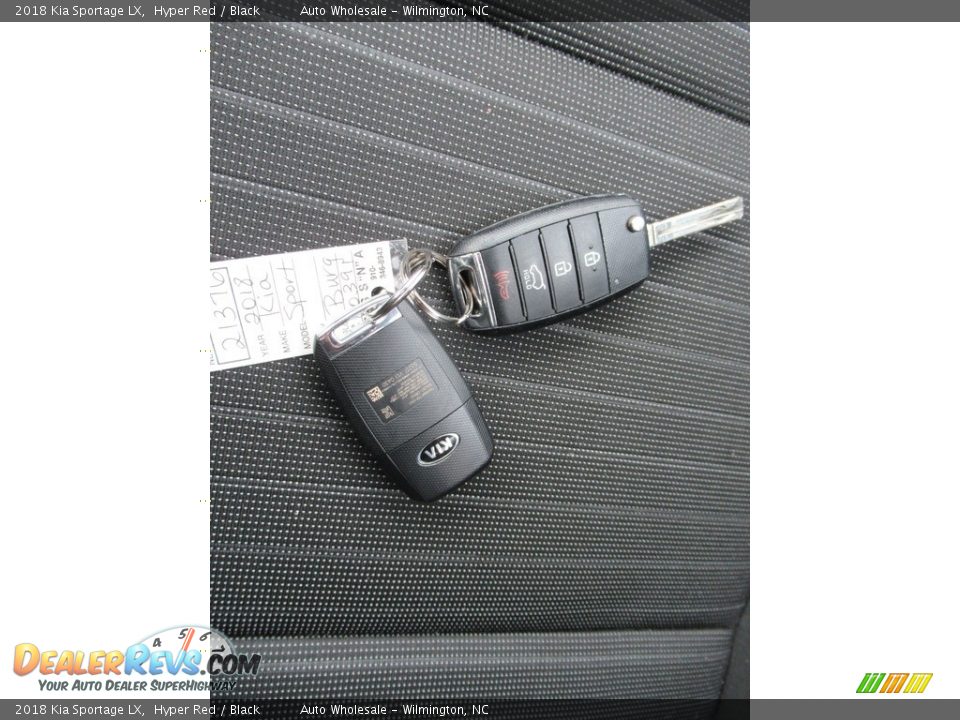 Keys of 2018 Kia Sportage LX Photo #20