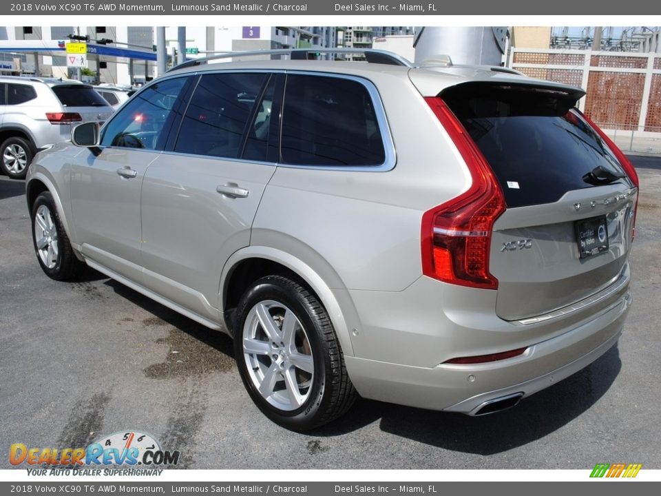 2018 Volvo XC90 T6 AWD Momentum Luminous Sand Metallic / Charcoal Photo #6