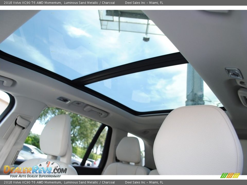 2018 Volvo XC90 T6 AWD Momentum Luminous Sand Metallic / Charcoal Photo #12