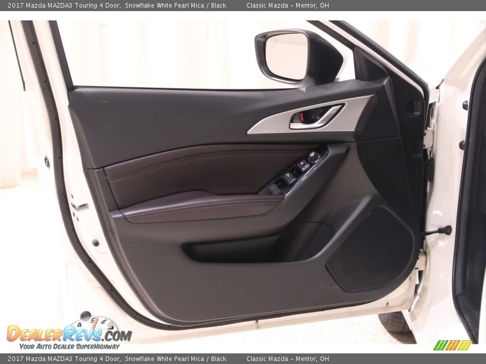 2017 Mazda MAZDA3 Touring 4 Door Snowflake White Pearl Mica / Black Photo #4