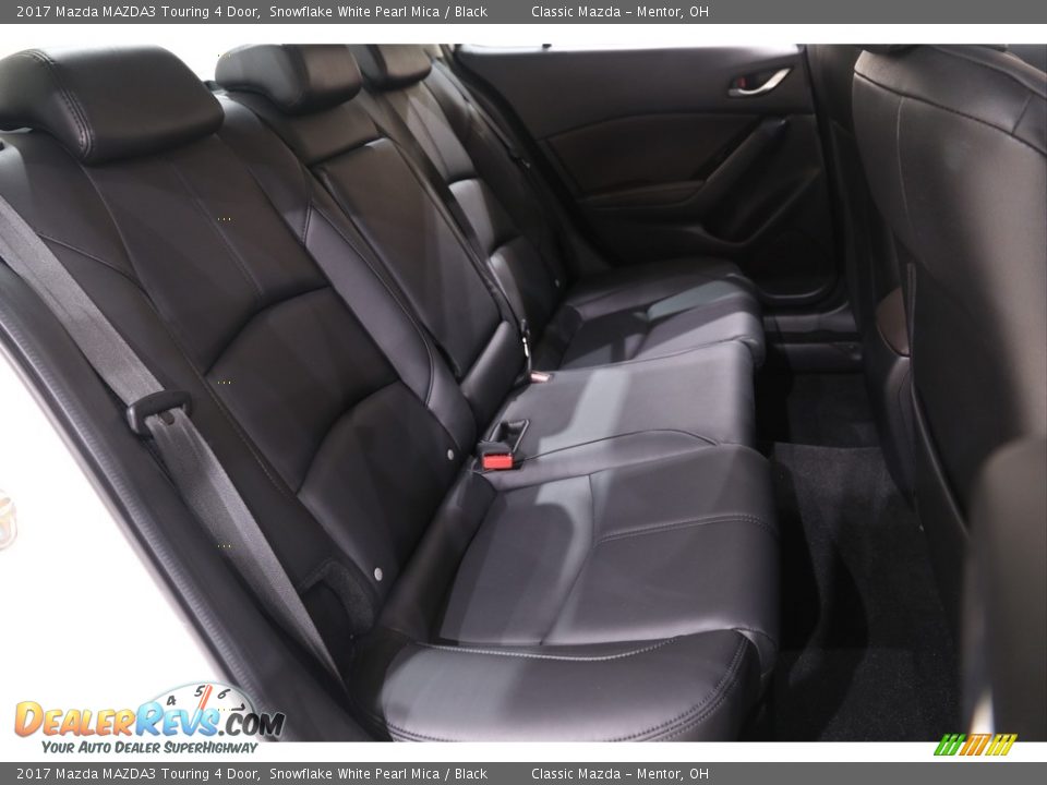 2017 Mazda MAZDA3 Touring 4 Door Snowflake White Pearl Mica / Black Photo #17