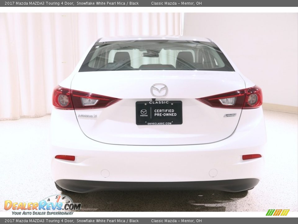 2017 Mazda MAZDA3 Touring 4 Door Snowflake White Pearl Mica / Black Photo #19