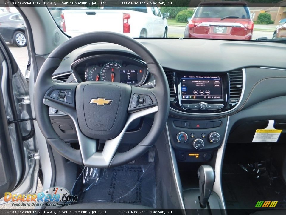2020 Chevrolet Trax LT AWD Silver Ice Metallic / Jet Black Photo #3