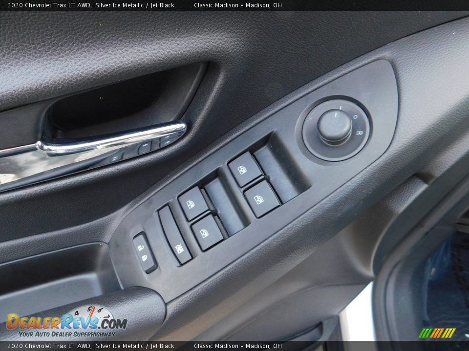 2020 Chevrolet Trax LT AWD Silver Ice Metallic / Jet Black Photo #11