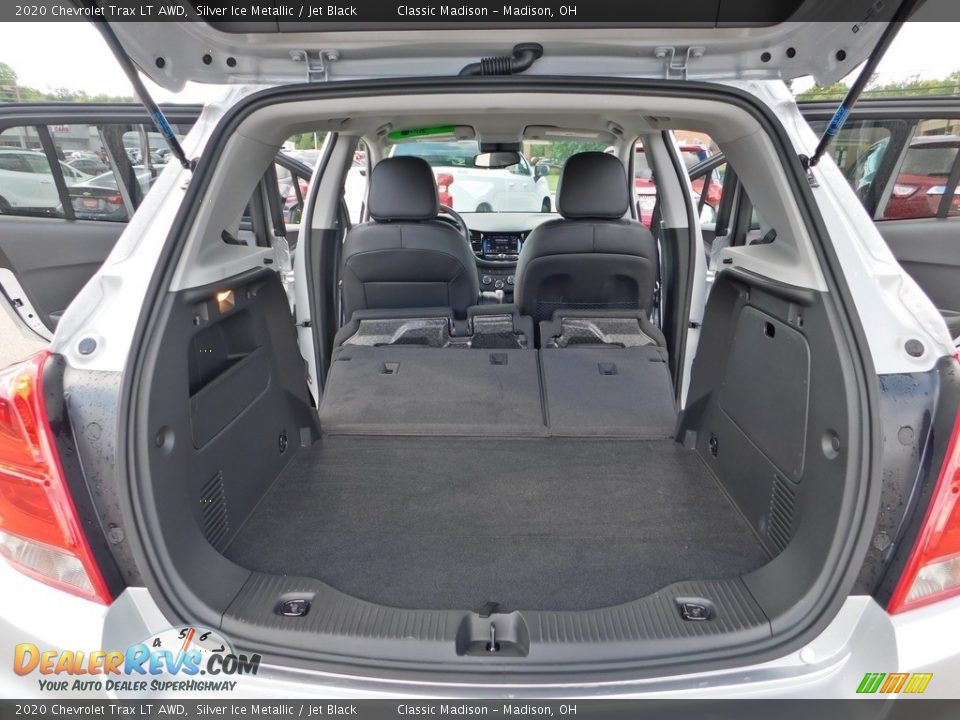 2020 Chevrolet Trax LT AWD Silver Ice Metallic / Jet Black Photo #26