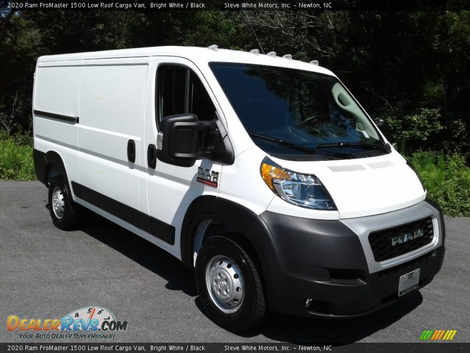 2020 Ram ProMaster 1500 Low Roof Cargo Van Bright White / Black Photo #4