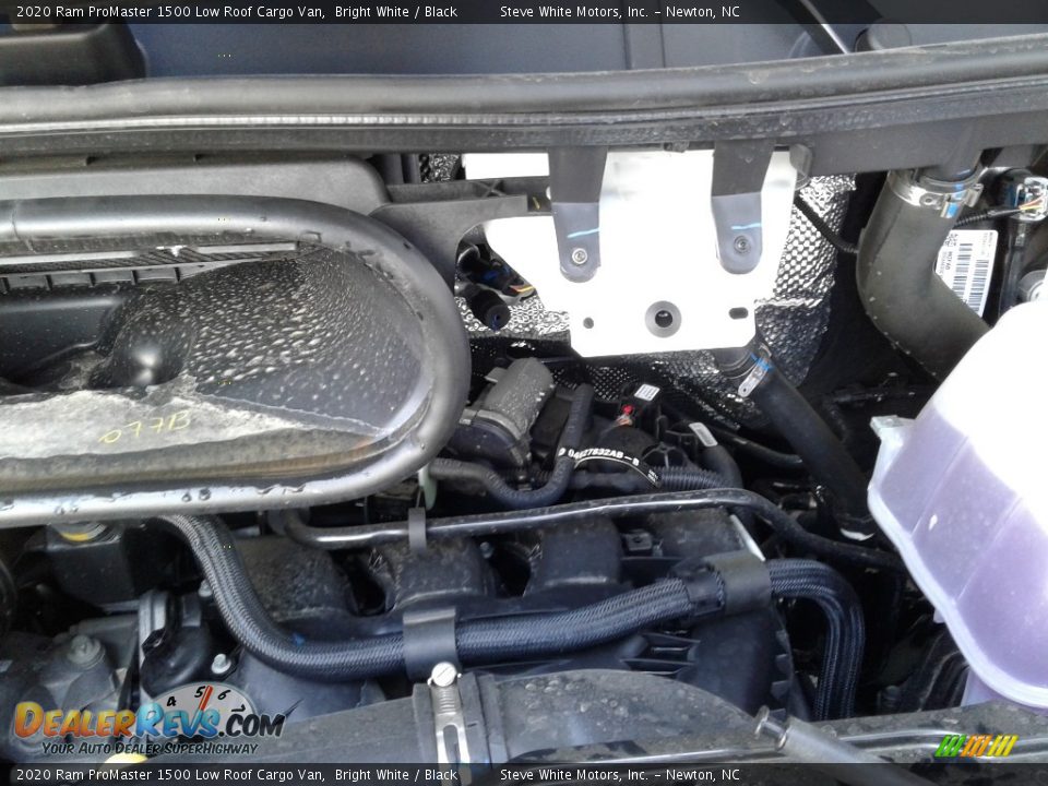 2020 Ram ProMaster 1500 Low Roof Cargo Van Bright White / Black Photo #9