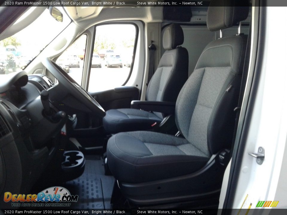 2020 Ram ProMaster 1500 Low Roof Cargo Van Bright White / Black Photo #10