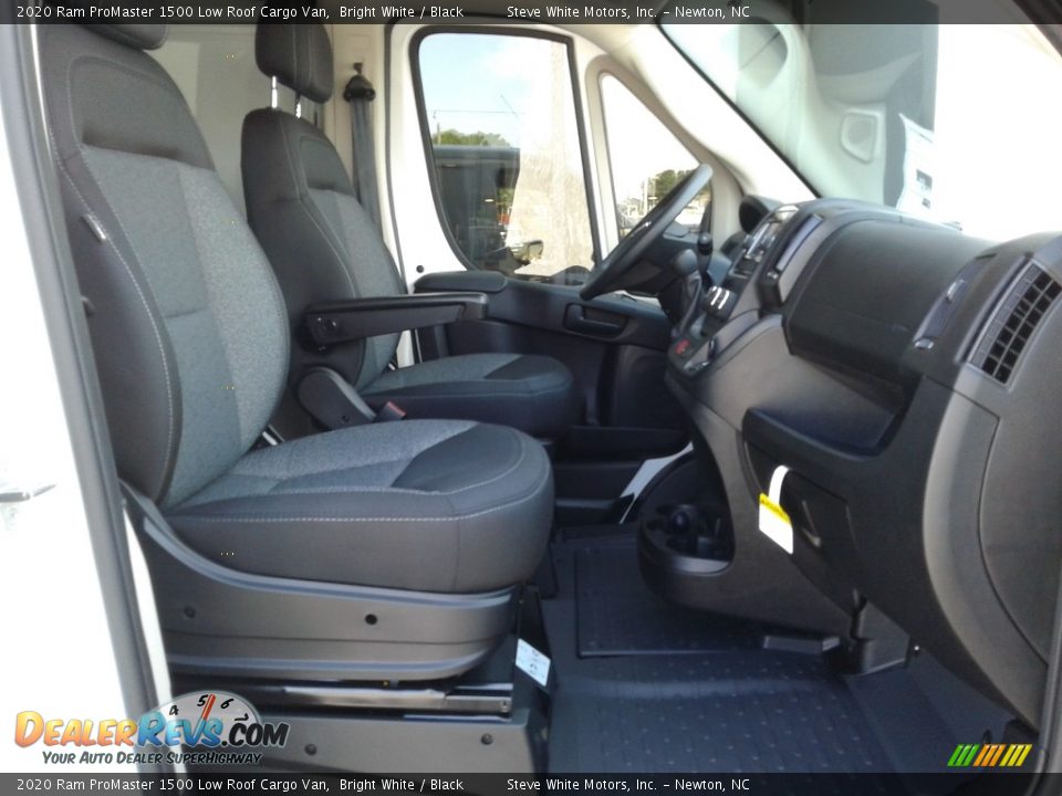 2020 Ram ProMaster 1500 Low Roof Cargo Van Bright White / Black Photo #14
