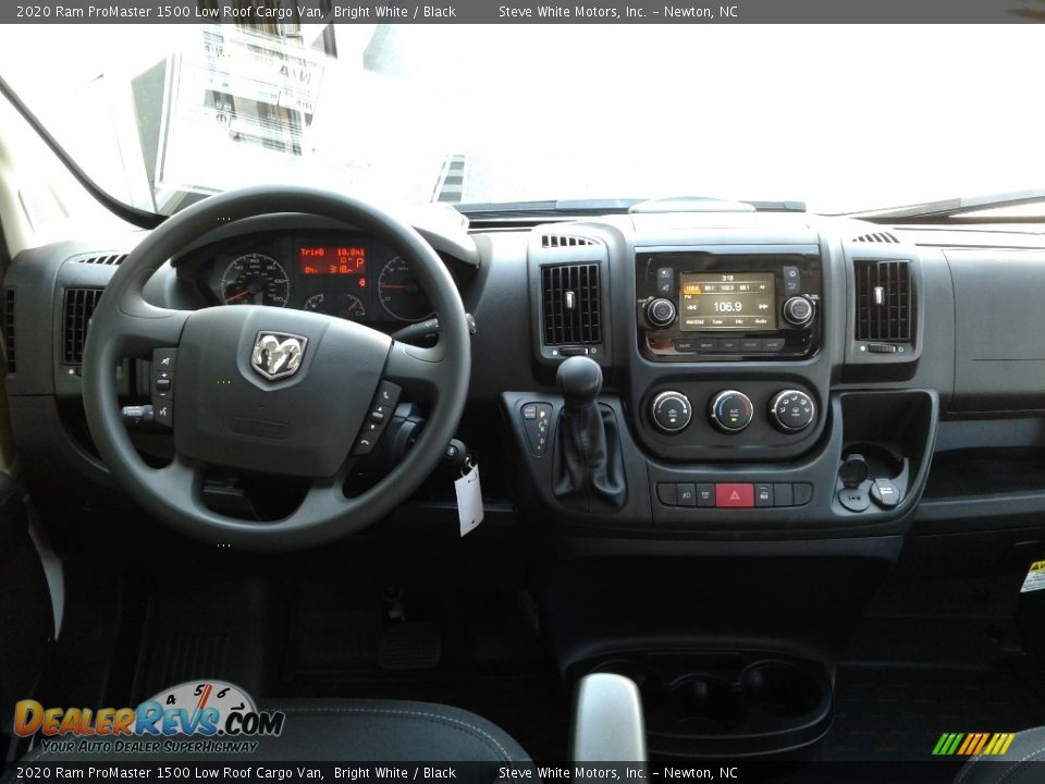 2020 Ram ProMaster 1500 Low Roof Cargo Van Bright White / Black Photo #15