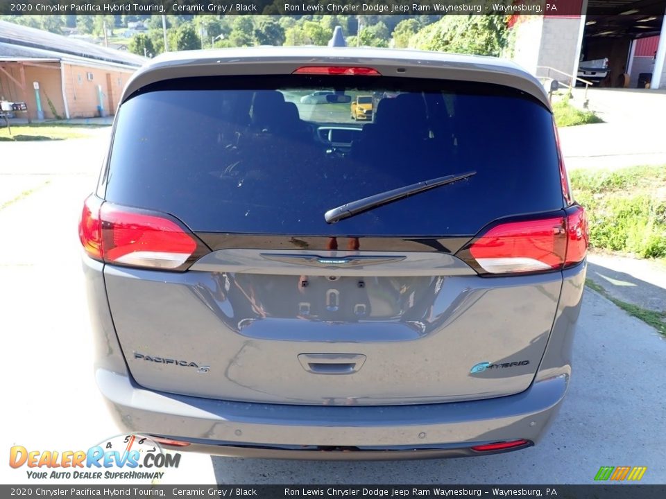 2020 Chrysler Pacifica Hybrid Touring Ceramic Grey / Black Photo #4