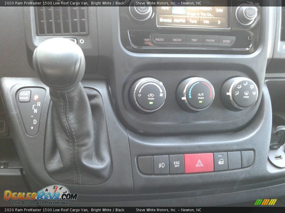 2020 Ram ProMaster 1500 Low Roof Cargo Van Bright White / Black Photo #22
