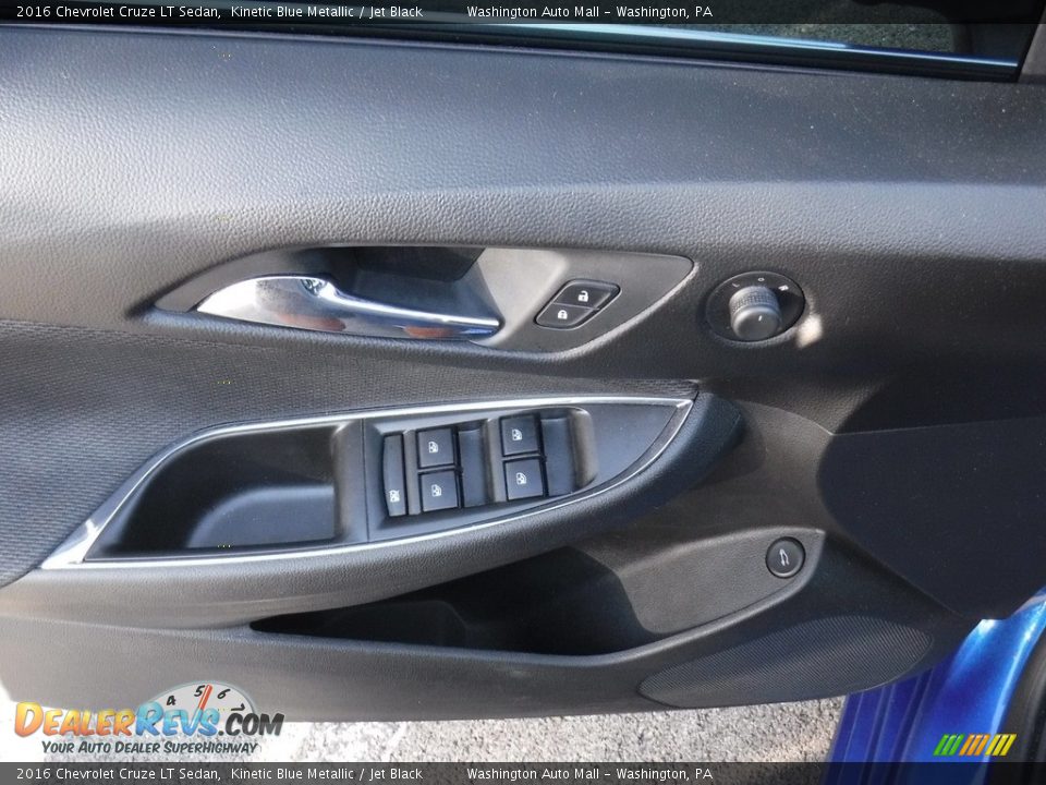 2016 Chevrolet Cruze LT Sedan Kinetic Blue Metallic / Jet Black Photo #19