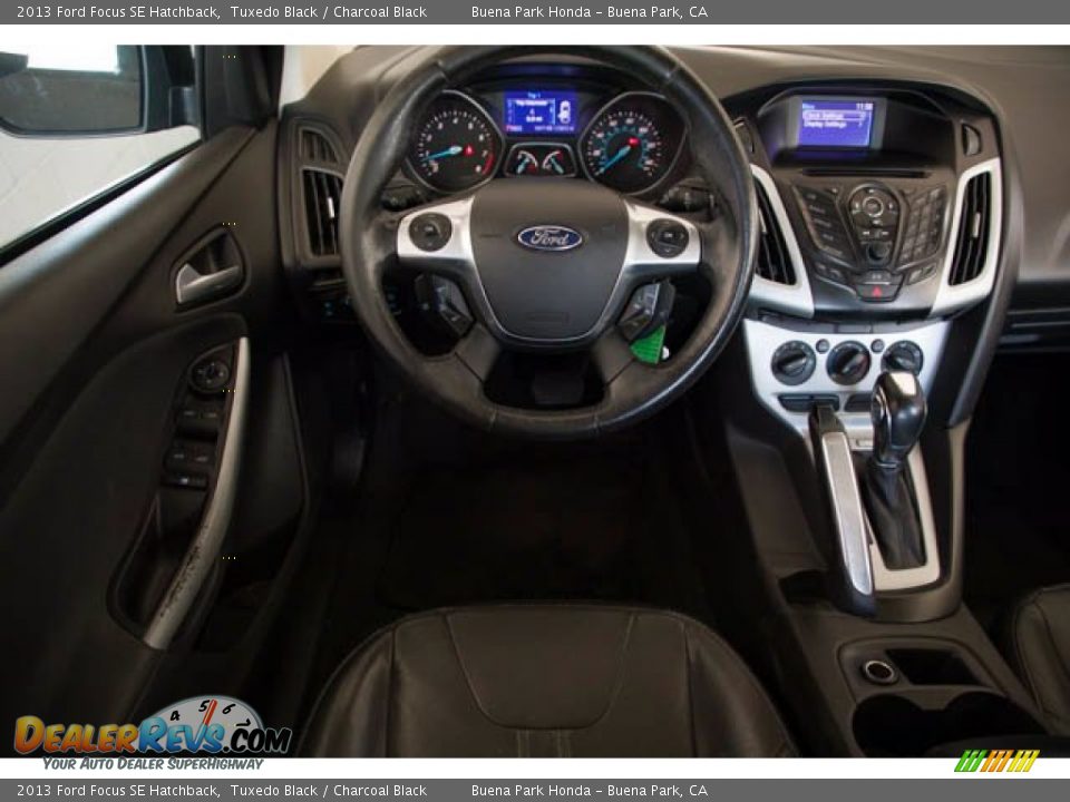 2013 Ford Focus SE Hatchback Tuxedo Black / Charcoal Black Photo #5