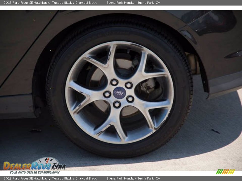 2013 Ford Focus SE Hatchback Tuxedo Black / Charcoal Black Photo #28