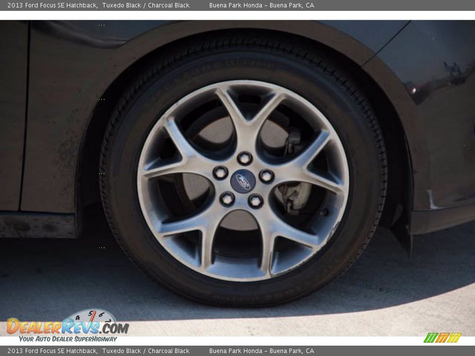 2013 Ford Focus SE Hatchback Tuxedo Black / Charcoal Black Photo #30