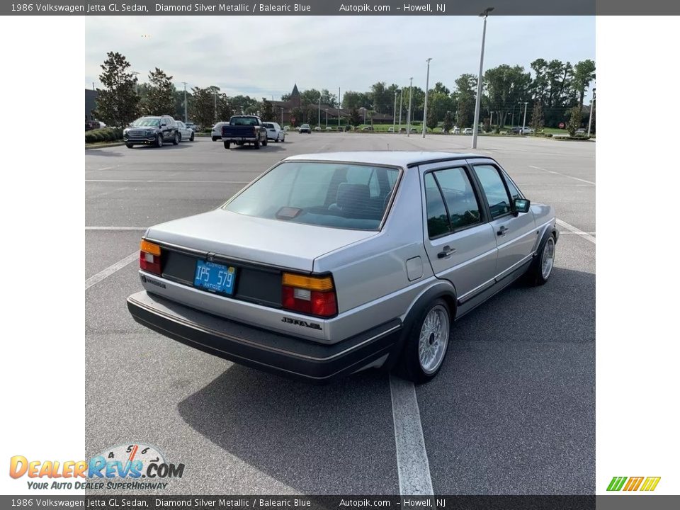 Diamond Silver Metallic 1986 Volkswagen Jetta GL Sedan Photo #5