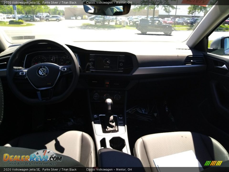 2020 Volkswagen Jetta SE Pyrite Silver / Titan Black Photo #3