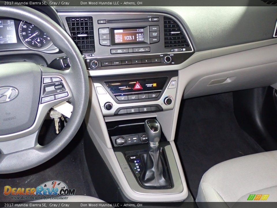 2017 Hyundai Elantra SE Gray / Gray Photo #30