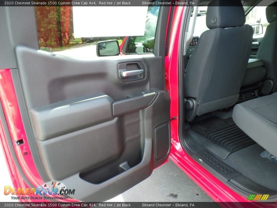 2020 Chevrolet Silverado 1500 Custom Crew Cab 4x4 Red Hot / Jet Black Photo #36