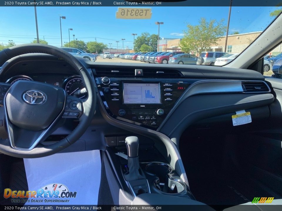 2020 Toyota Camry SE AWD Predawn Gray Mica / Black Photo #4