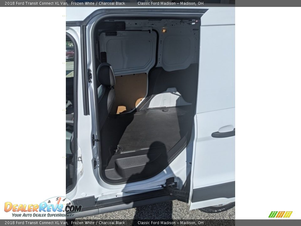 2018 Ford Transit Connect XL Van Frozen White / Charcoal Black Photo #4