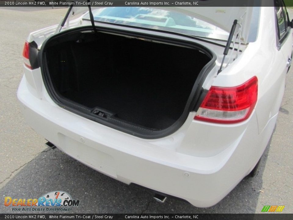 2010 Lincoln MKZ FWD White Platinum Tri-Coat / Steel Gray Photo #21