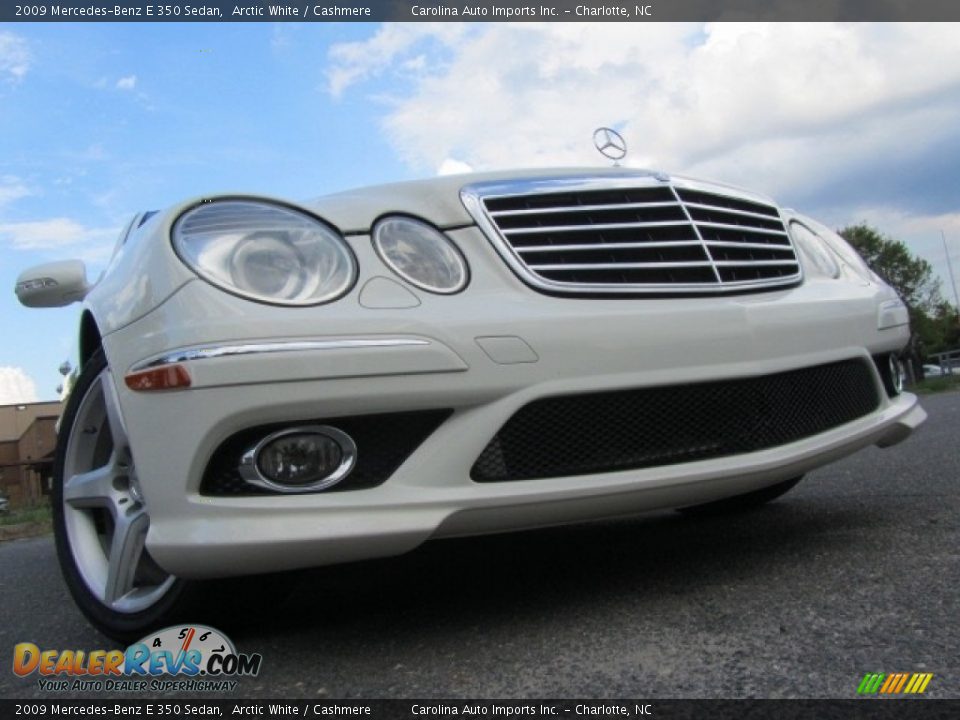 2009 Mercedes-Benz E 350 Sedan Arctic White / Cashmere Photo #2