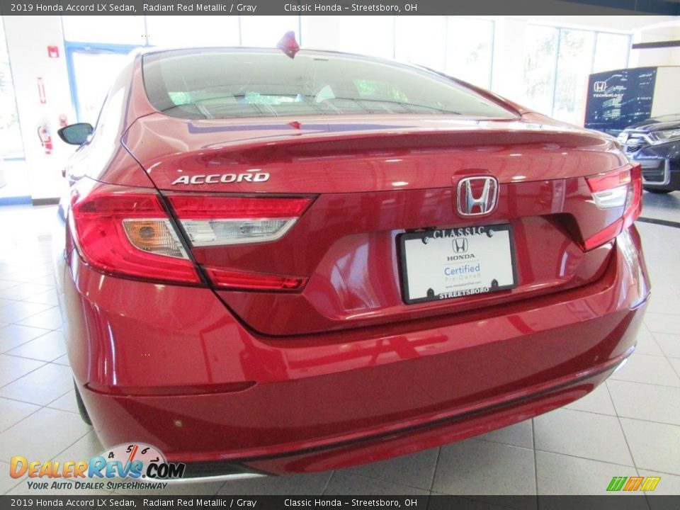 2019 Honda Accord LX Sedan Radiant Red Metallic / Gray Photo #9