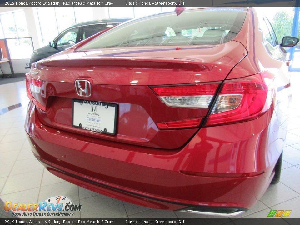 2019 Honda Accord LX Sedan Radiant Red Metallic / Gray Photo #10