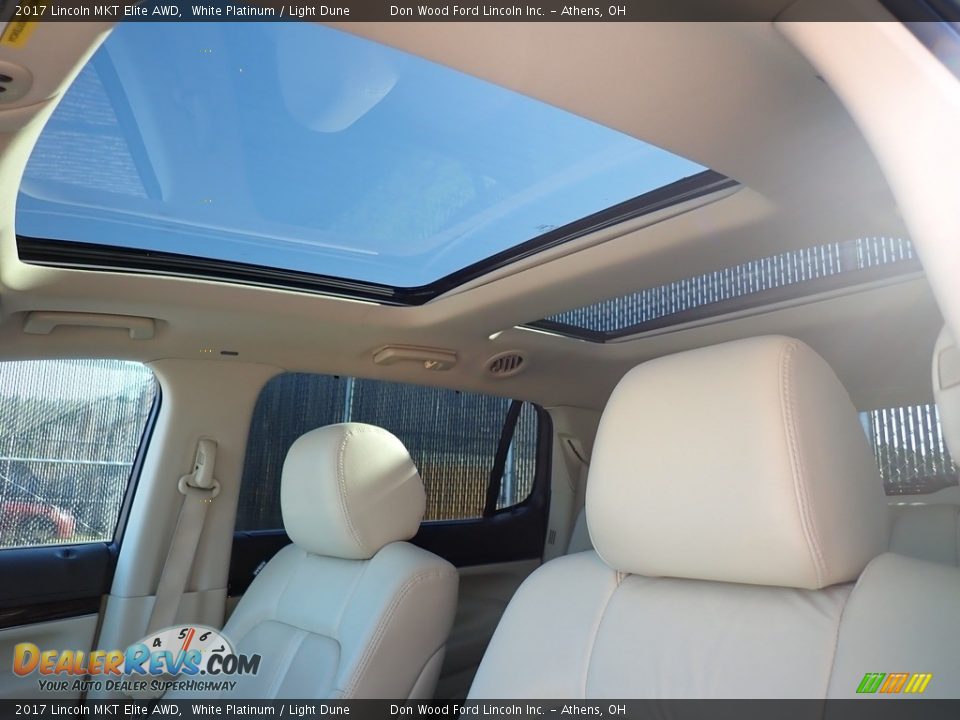 Sunroof of 2017 Lincoln MKT Elite AWD Photo #2