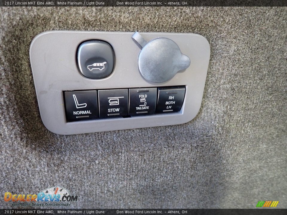 Controls of 2017 Lincoln MKT Elite AWD Photo #19