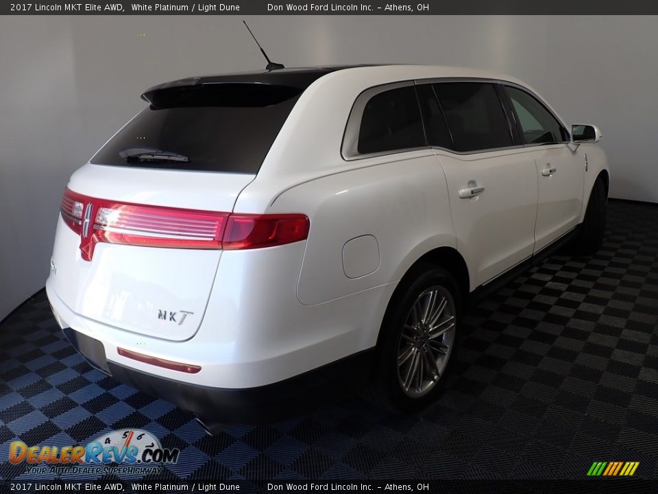 2017 Lincoln MKT Elite AWD White Platinum / Light Dune Photo #20