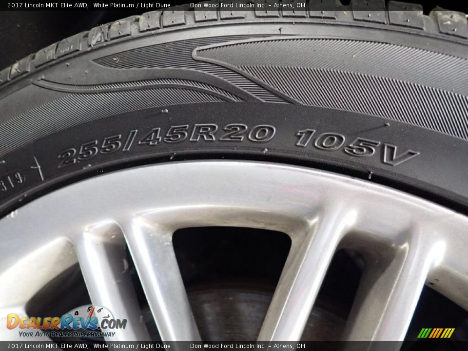 2017 Lincoln MKT Elite AWD White Platinum / Light Dune Photo #22