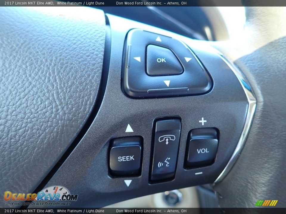 2017 Lincoln MKT Elite AWD Steering Wheel Photo #30