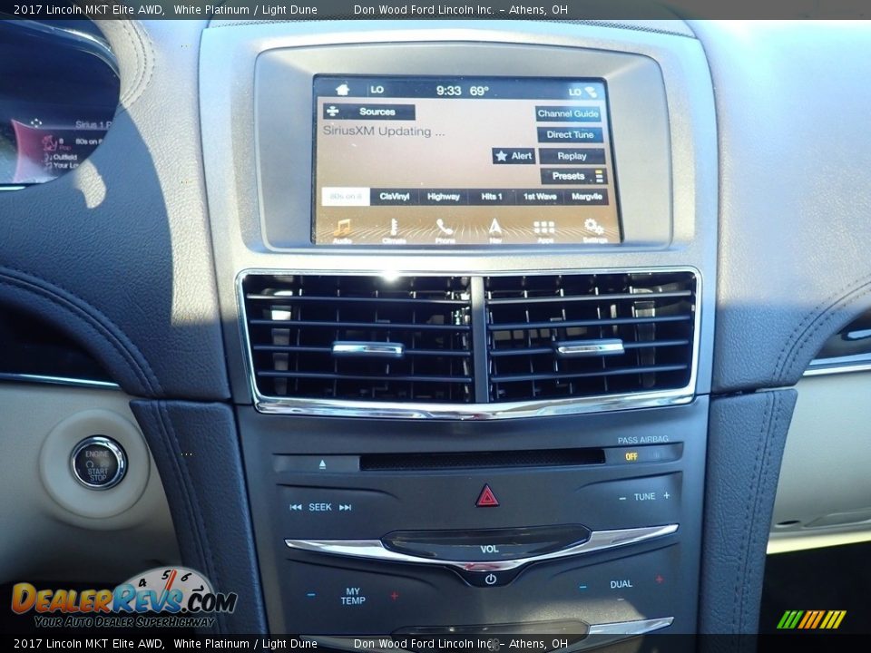 Controls of 2017 Lincoln MKT Elite AWD Photo #31