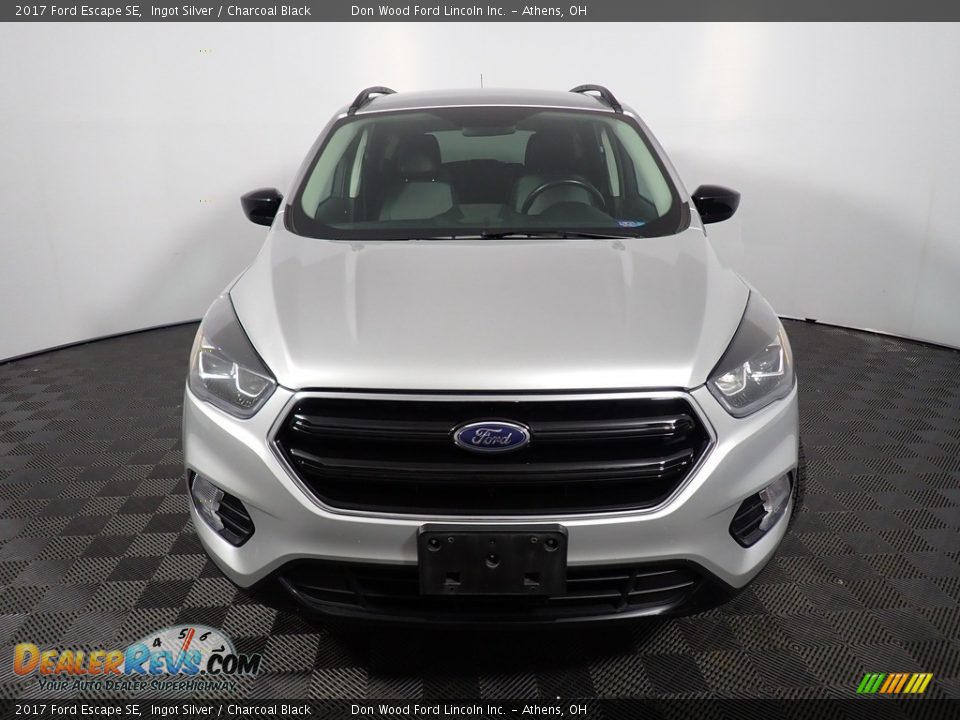 2017 Ford Escape SE Ingot Silver / Charcoal Black Photo #5
