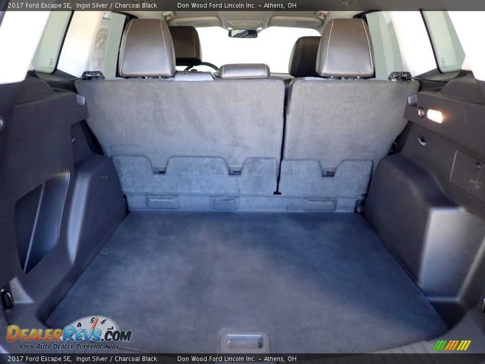 2017 Ford Escape SE Ingot Silver / Charcoal Black Photo #14