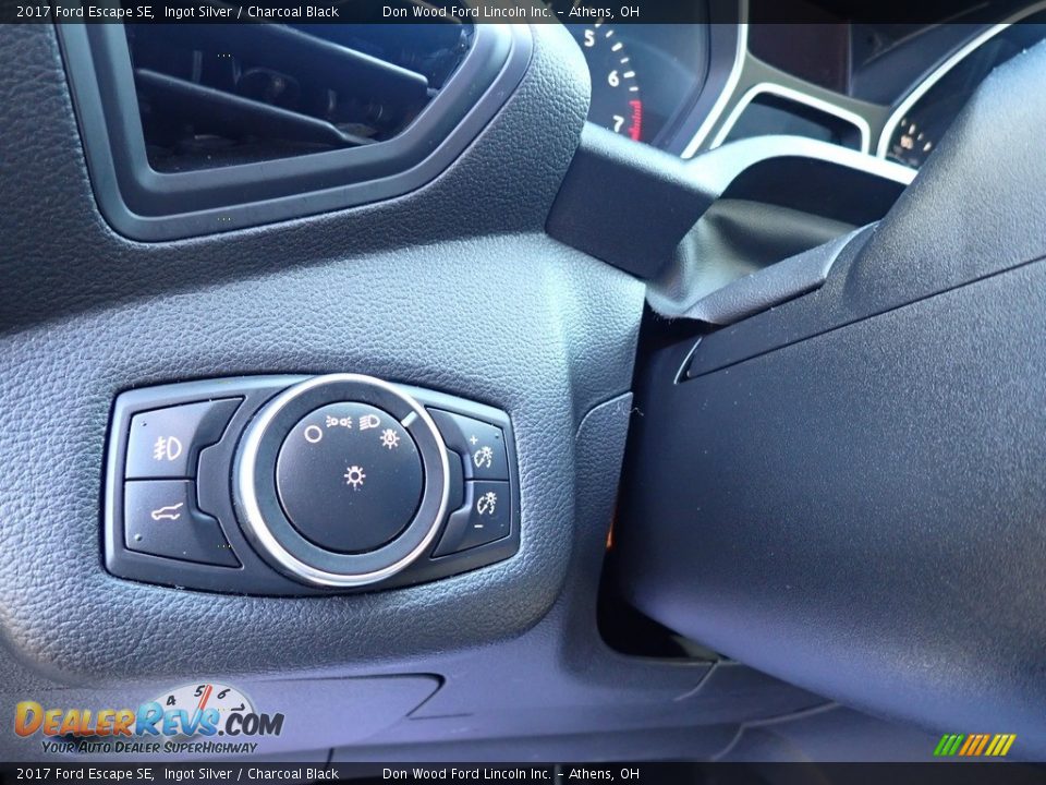 2017 Ford Escape SE Ingot Silver / Charcoal Black Photo #18