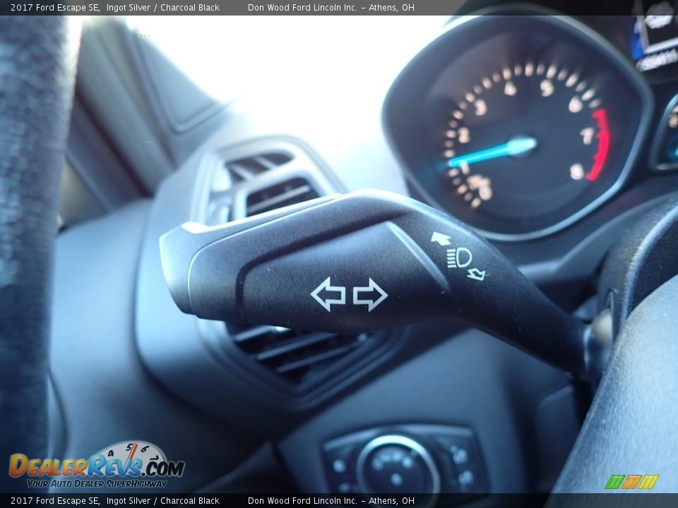 2017 Ford Escape SE Ingot Silver / Charcoal Black Photo #22