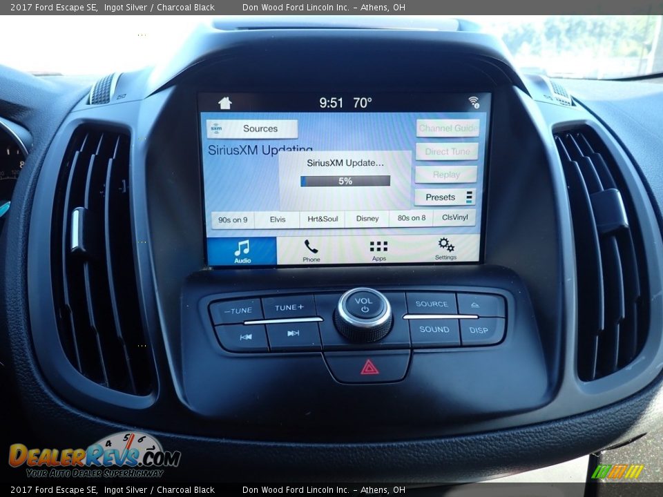 2017 Ford Escape SE Ingot Silver / Charcoal Black Photo #26