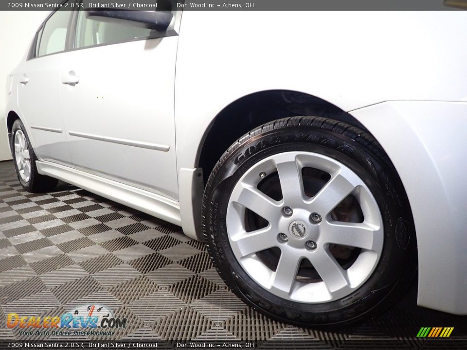 2009 Nissan Sentra 2.0 SR Brilliant Silver / Charcoal Photo #3