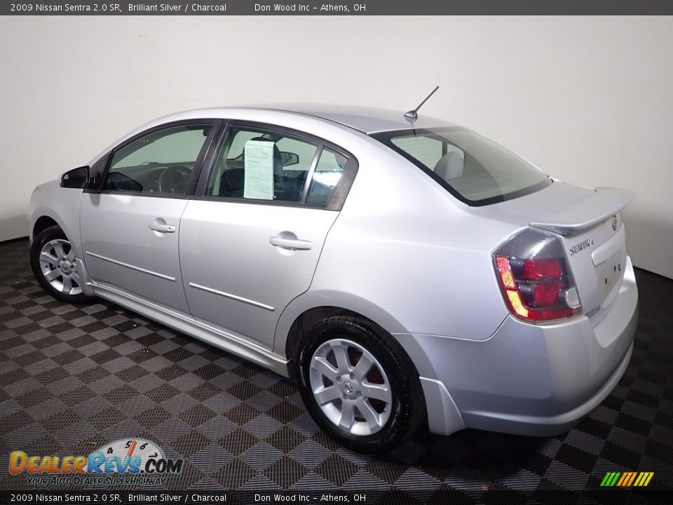 2009 Nissan Sentra 2.0 SR Brilliant Silver / Charcoal Photo #9