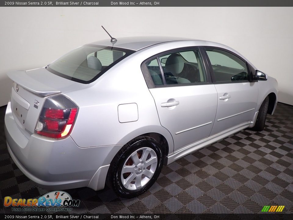 2009 Nissan Sentra 2.0 SR Brilliant Silver / Charcoal Photo #14