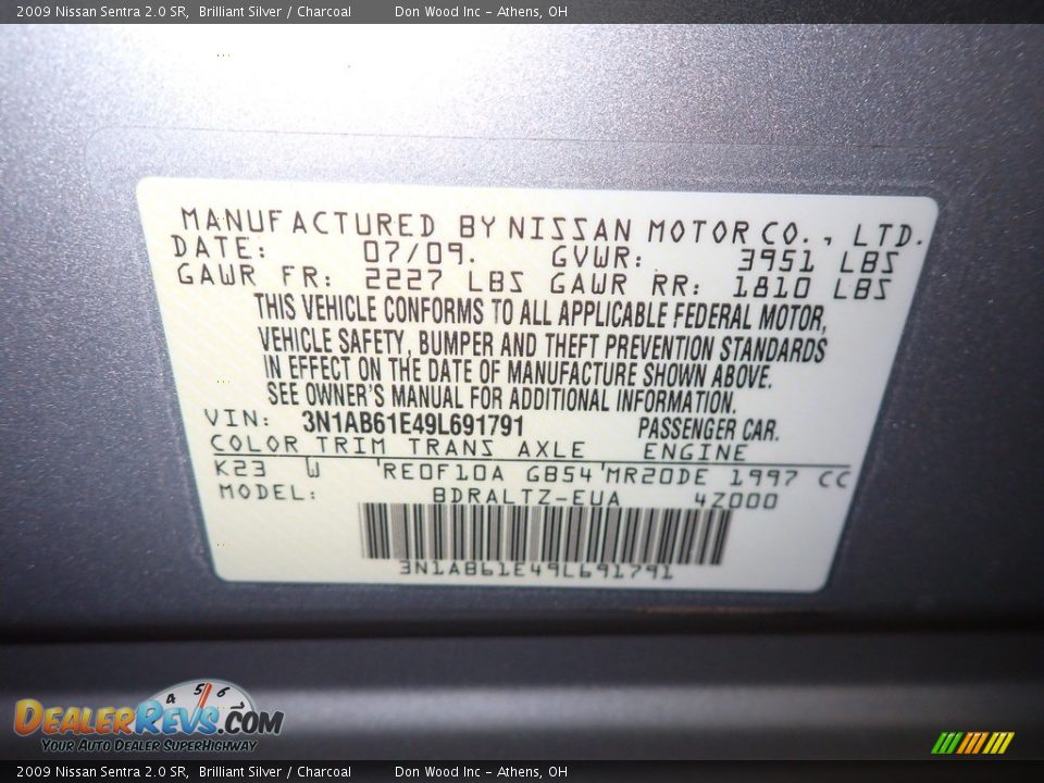 2009 Nissan Sentra 2.0 SR Brilliant Silver / Charcoal Photo #32