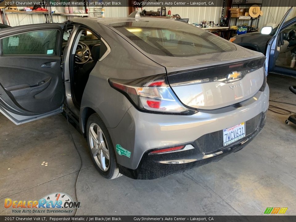 2017 Chevrolet Volt LT Pepperdust Metallic / Jet Black/Jet Black Photo #3