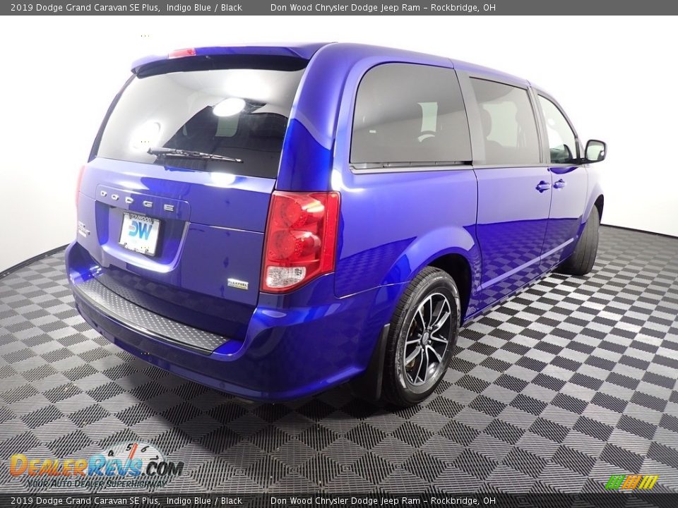 2019 Dodge Grand Caravan SE Plus Indigo Blue / Black Photo #17